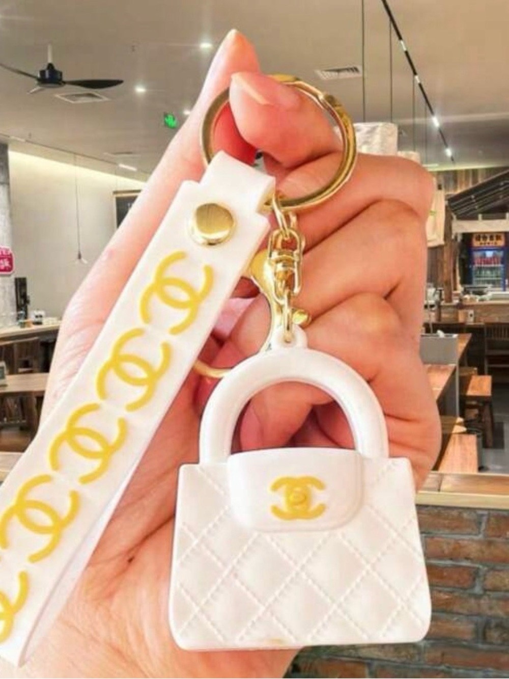 Fashion Brand Mini Quilted Purse Keychain Bracelet Strap